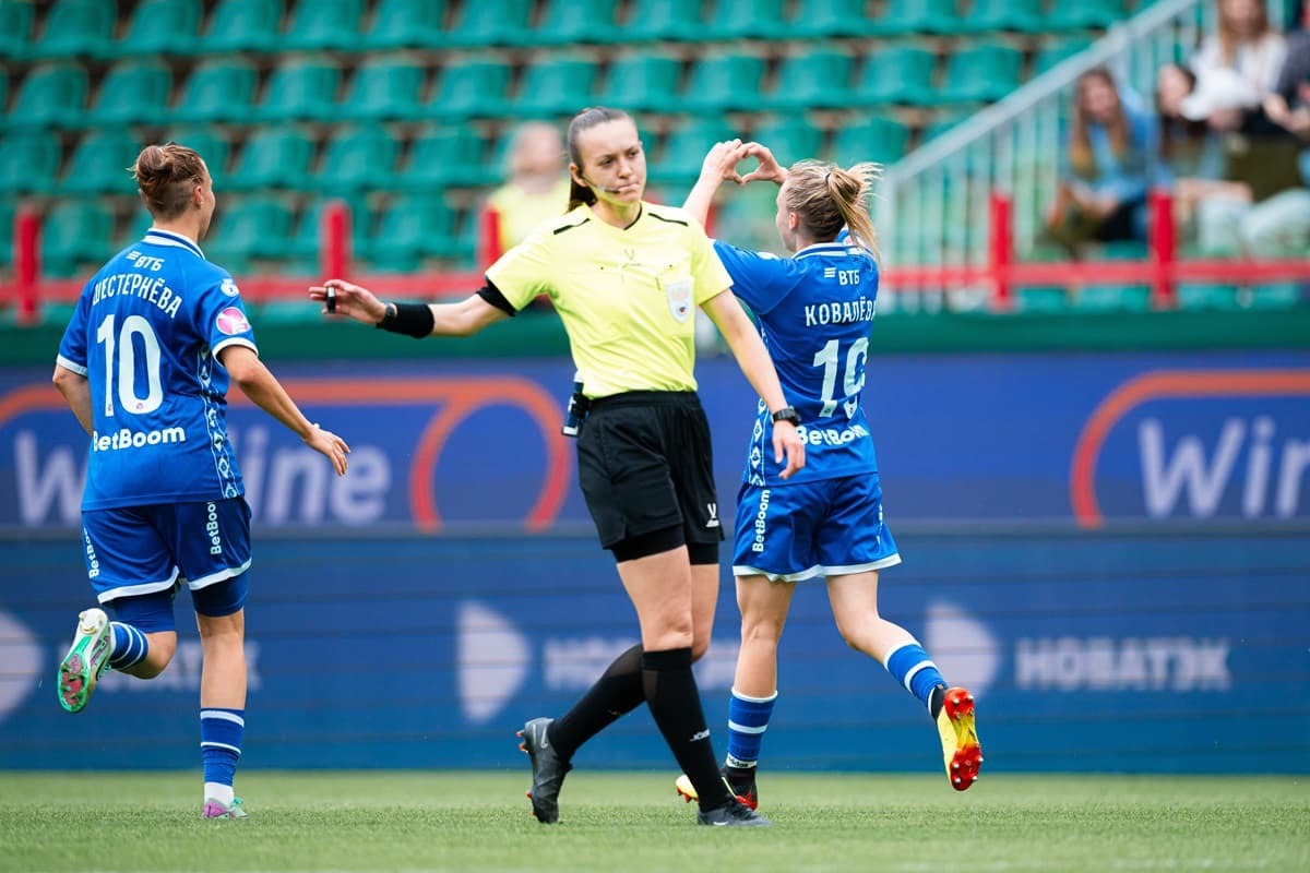 Ponomareva's first "cracker", Kovaleva's goal, Nikitina's class: the main figures of the tour