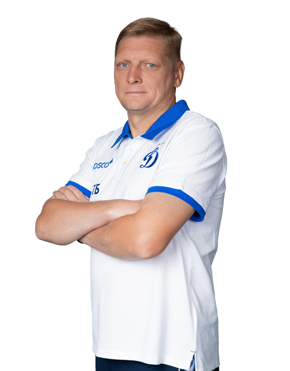 Олег Гусев
