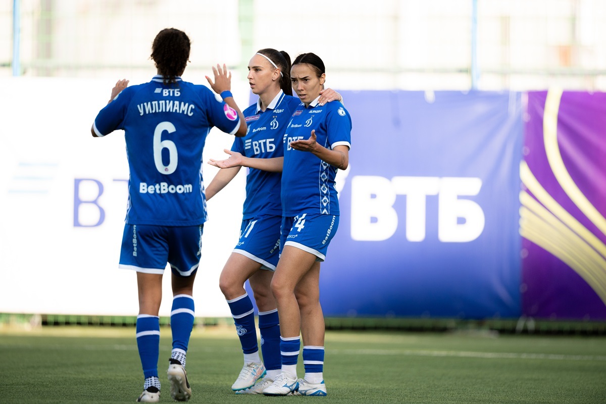 Dynamo had no problems with Yenisei in Novogorsk Dynamo had no problems with Yenisei in Novogorsk